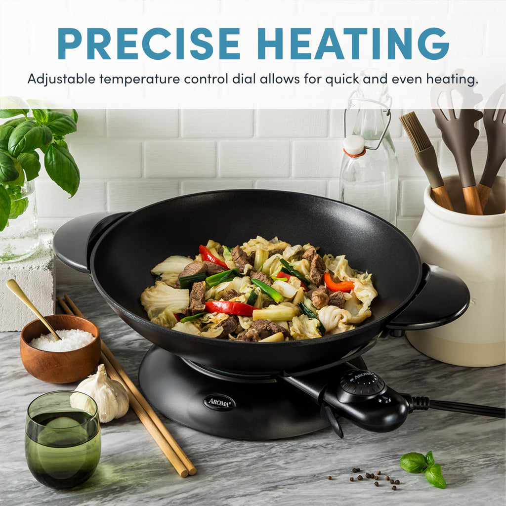 Електрична вок-сковорідка Aroma Housewares AEW-306 із кришкою із загартованого скла, антипригарним покриттям, що легко очищується, палички для їжі, решітки для темпури та приготування на пару, професійна модель, чорний колір