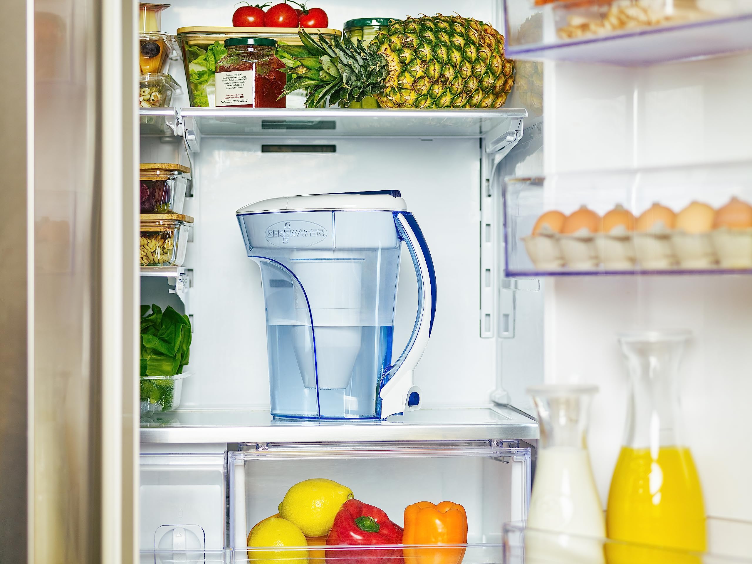 Dzbanek filtrujący wodę ZeroWater 10-Cup Ready-Pour 5-Stage o pojemności 0 TDS, co zapewnia lepszy smak wody z kranu — posiada certyfikat IAPMO potwierdzający redukcję zawartości ołowiu, chromu i PFOA/PFOS