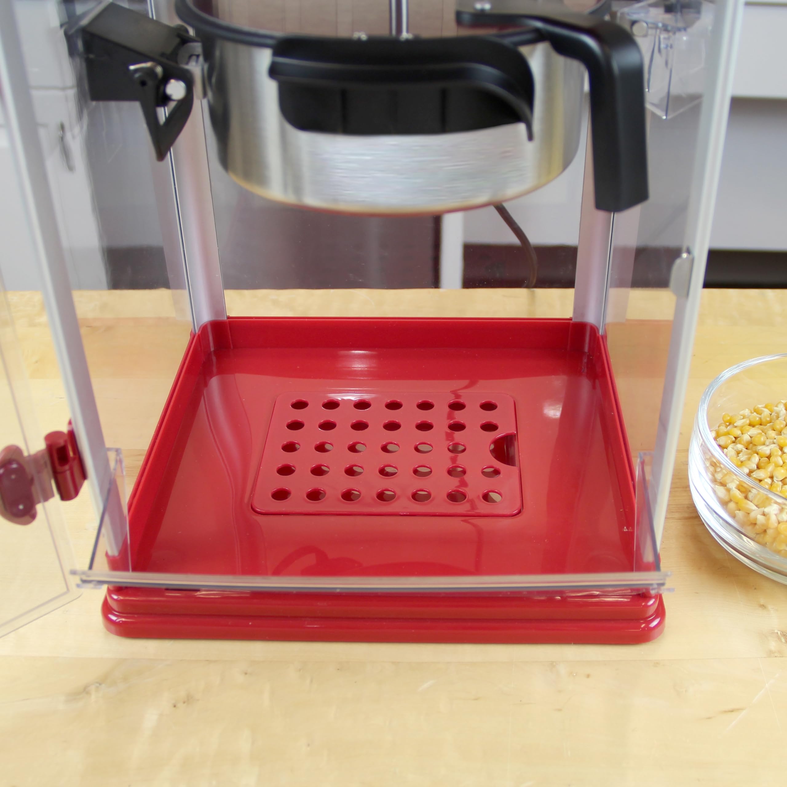 West Bend Stir Crazy Movie Theater Popcorn Popper z nieprzywierającym czajnikiem do popcornu, narzędziem pomiarowym i łyżką do popcornu do maszyny do popcornu Gourmet, 4 Qt., czerwony
