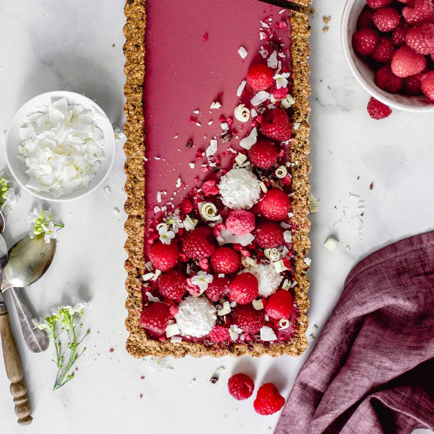 Tiawudi 2 Pack Rectangular Tart Pan, Non-Stick Quiche Pan with Loose Bottom, the Fluted Edges on Your Tarts and Quiches,13 7/8 Inch