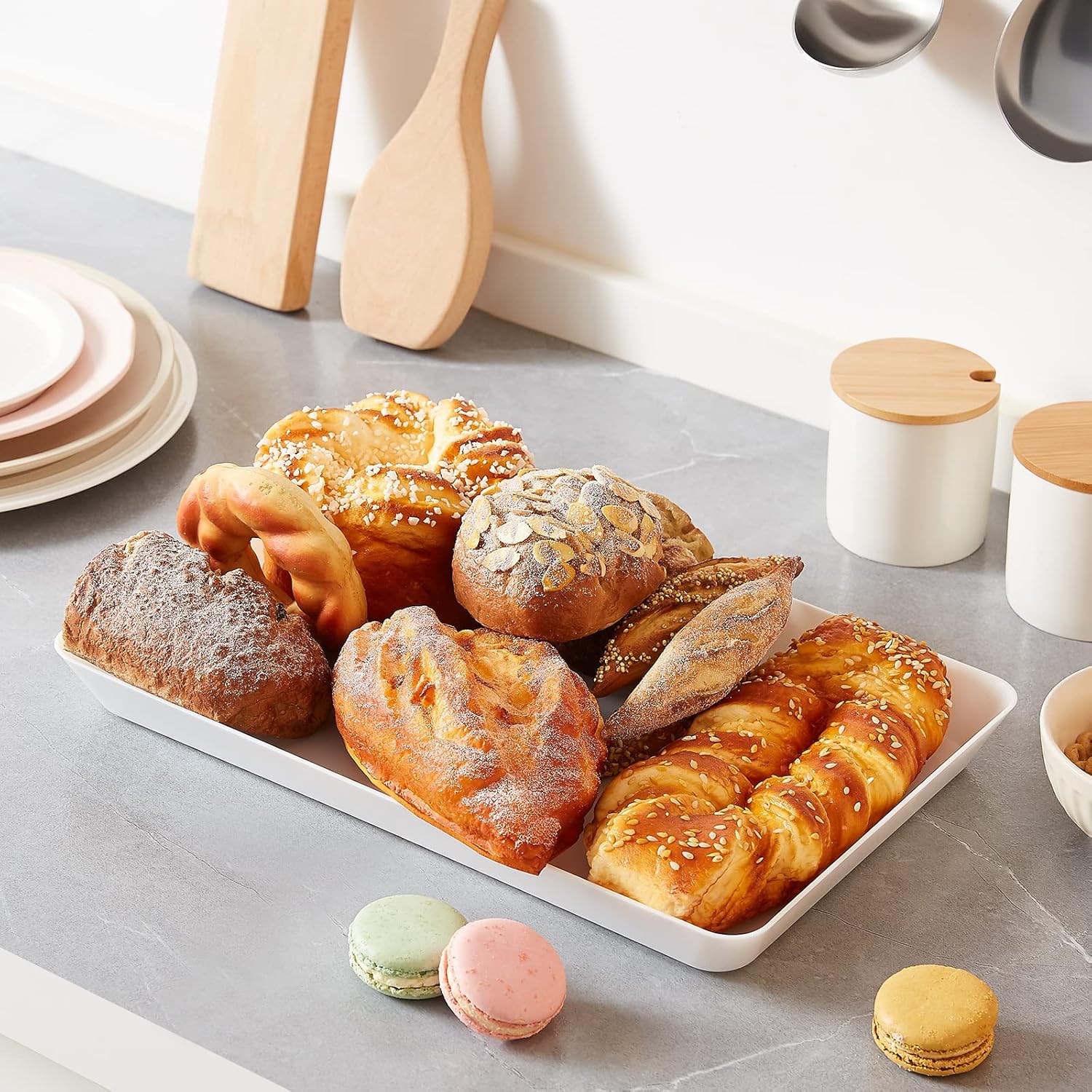 Lifewit Serving Tray Plastic for Party Supplies, 15" x 10" Platters for Serving Food, 3 pcs White Reusable Tray for Veggie, Snack, Fruit, Cookies, Desserts in Kitchen/Pantry Organization