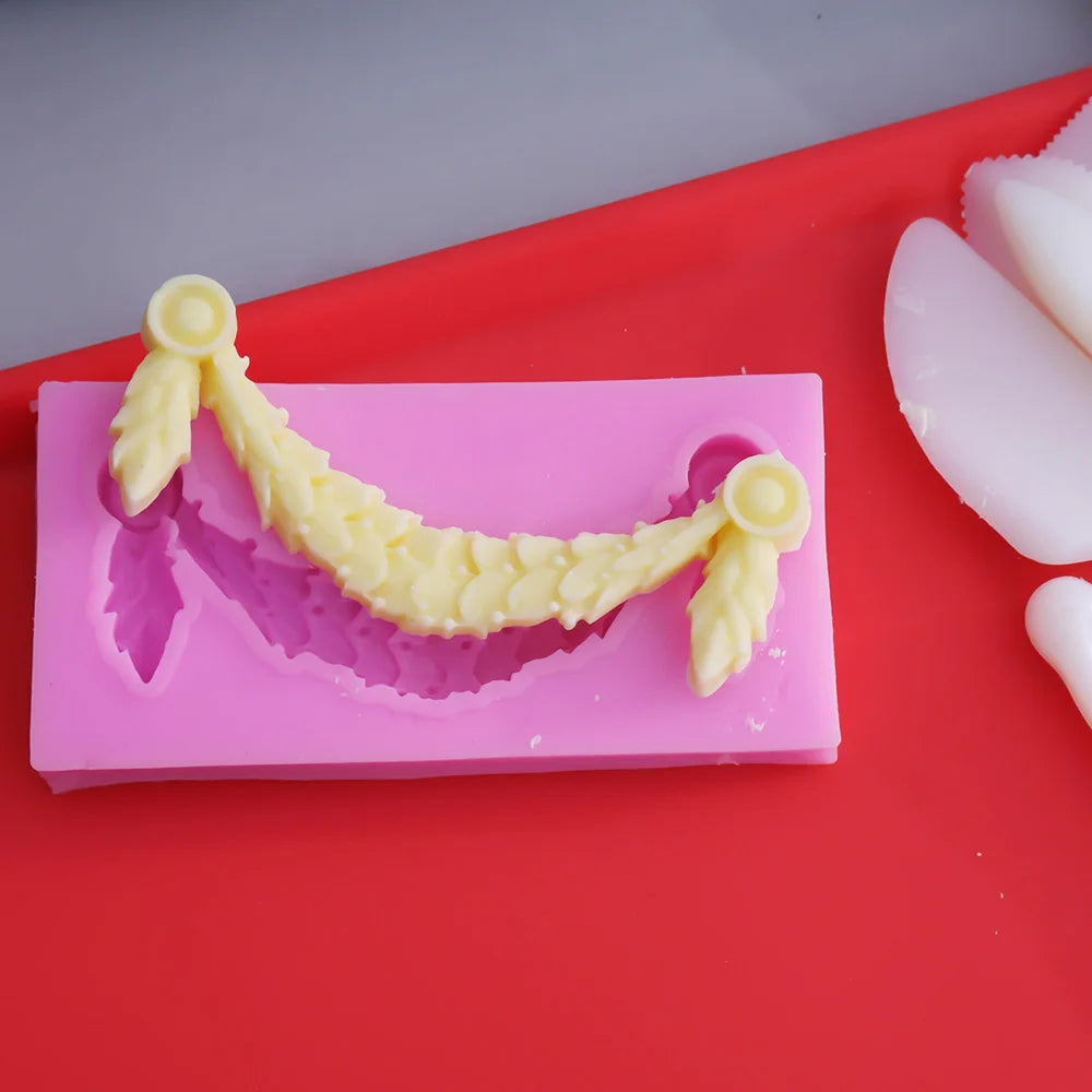 WALFOS Hot Sale DIY Sugar Craft Cake Vintage Relief Border Silicone Mold Fondant Mold Cake decorating Tools Gum Paste Mold Walfos® Kitchenware